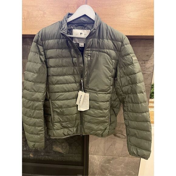 Woolrich Men’s Bering Quilted Jacket - Picture 2 of 11